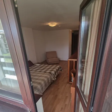 Mountain Paradise 1 - 2 Bedroom - Large Apartment