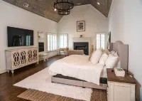 Stunning 7 Bedroom Buckhead Estate