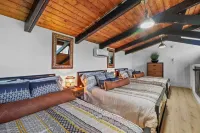 Modern Lakefront Loft Retreat ~ Private Beach & Water Toys