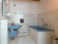 Fewo im Gästehaus Werraquelle, Naturnah, Familienfreundlich, Tierlieb, Gruppen Hotels in Siegmundsburg