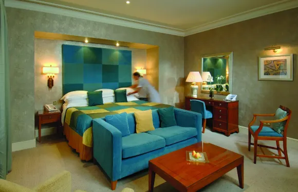 切斯特格羅夫納酒店