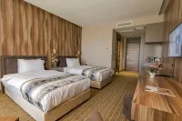 Shimall Deluxe Hotel a 