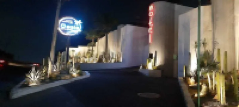 綠洲酒店 特拉爾內潘特拉酒店