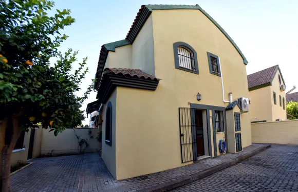 夢幻住宿橘子樹木屋酒店