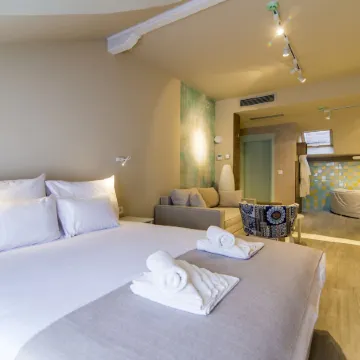 Garni Hotel D10