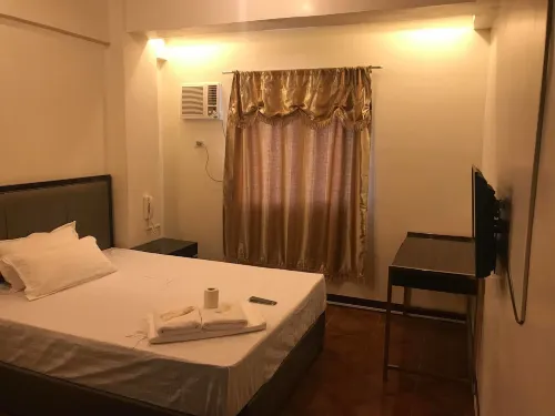 Meaco Royal Hotel - Malabon Hotels in Valenzuela City