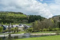 Bièvre Forest-Edge Retreat