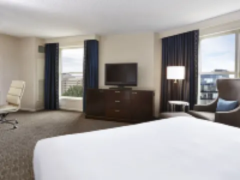 Hilton Alexandria-Old Town Hotels in Alexandria