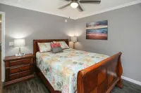 Salty Breeze by Pristine Property Vacation Rentals
