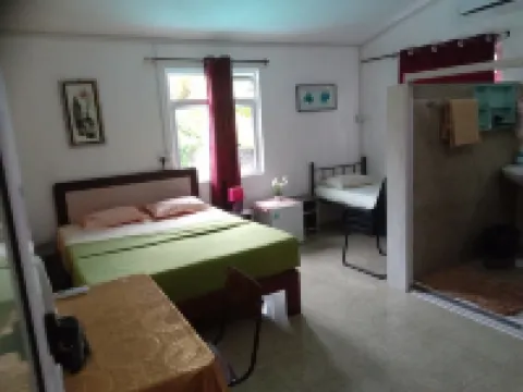 シェ ロナルド ゲスト ハウス ロドリゲス島のホテル