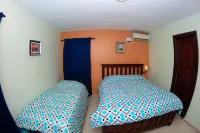 Hotel Renacer - parkir