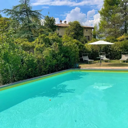 Umbrian Paradise Contains 5 Bedrooms with Private Pool and Stunning Views
