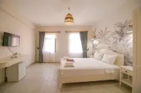 Lutro Otel