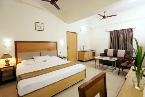 Geetha Regency Hotels in Ґунтур