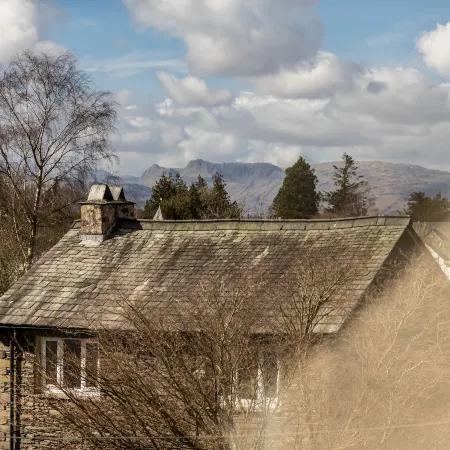 Holly Lodge Guest House with Free Off Site Health Club