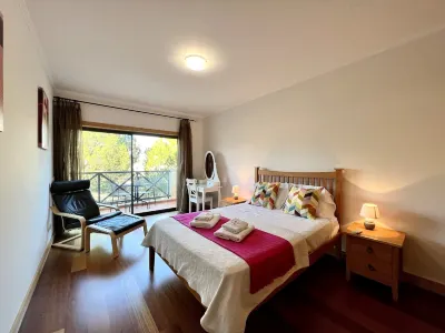 Albufeira Modern 4 With Pool by Homing Hotels in Montechoro