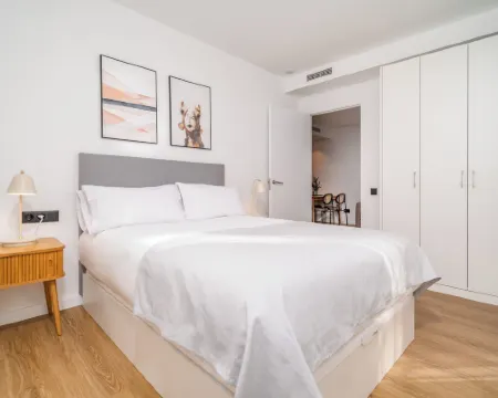 Limehome Barcelona Plaça Pirineus Hotels in L'Hospitalet de Llobregat