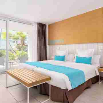 Akeah Broncemar Rooms