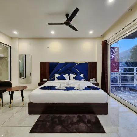 Raina's BnB