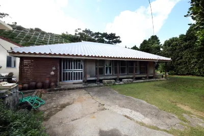Kume Guest House Các khách sạn ở Kumejima