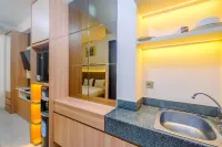 Homey and Stylish Studio Room at Transpark Cibubur Apartment - Park Yeri