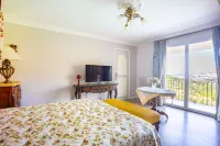 Le Clos des Senteurs de Chateauneuf de Grasse Hotels in Opio
