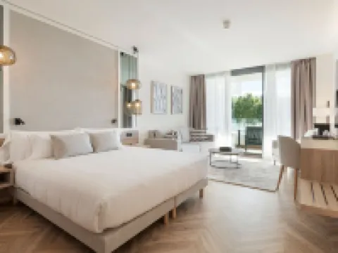 Attica21 Vigo 4 Superior Hoteles en Vigo