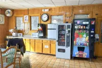 Super Inn & Suites by OYO Milledgeville