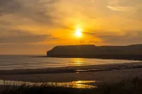 Short Walk to the Beach - 2 Guests - Free Parking - 3-Star