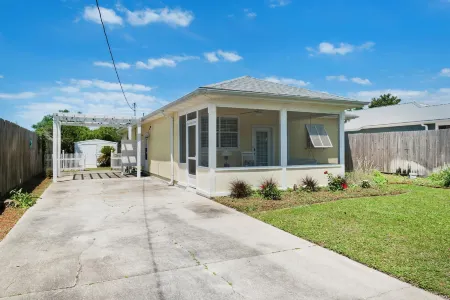 Golden Shores Отели в г. Саннисайд