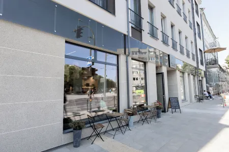 Resume Apartments, Dreamer Corner no.1 Отели рядом с достопримечательностью «Костел Воскресения Христа»