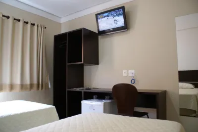 Cristal Palace Inn Hotels in Lins