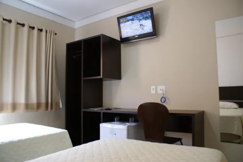 Cristal Palace Inn Hotels in Lins
