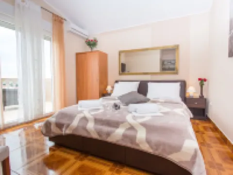 วิลล่า วาเลนติน่า โรงแรมใน