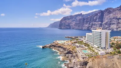 Tui Blue Los Gigantes Hôtels à proximité de : WEBCAM LIVE Santiago del Teide, Los Gigantes