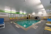 Wingate by Wyndham Great Falls - Pools