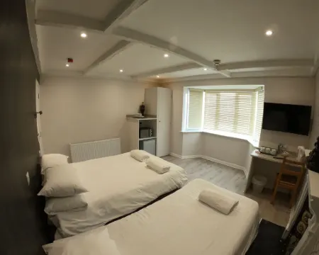 Debden Guest House Hotels in Uxbridge