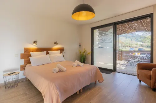 L'Interlude Hotels in Saint-Nazaire-de-Ladarez