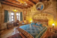 Traveller's Cave Hotel Hotel in zona Helios Transfer