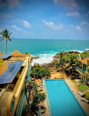 Thaproban Pavilion Waves Hotels in Unawatuna
