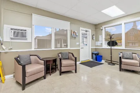 Nights Inn Owen Sound Отели в г. Оуэн-Саунд