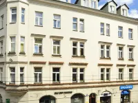 Kosmopolita Rooms Hotels near Nova Gallery