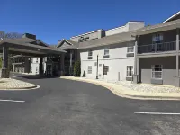 Sleep Inn & Suites - 2-Star