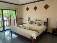 Lanta Seafront Resort Hotels in Koh Lanta