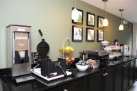 Sleep Inn & Suites Queensbury - Lake George - breakfast