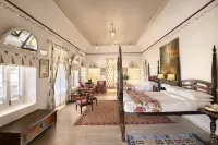 Neemrana Fort-Palace