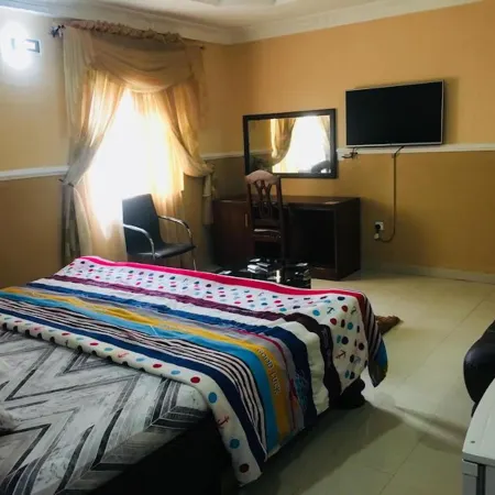 Feligold Royal Hotel Benin