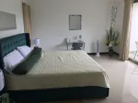 Las Yagrumas Condo Escazu Hotels in Pozos