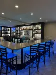 Top Notch Inn - bars