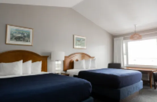 海軍上將汽車旅館